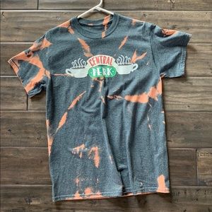 CENTRAL PERK BLEACH-DYE TSHIRT